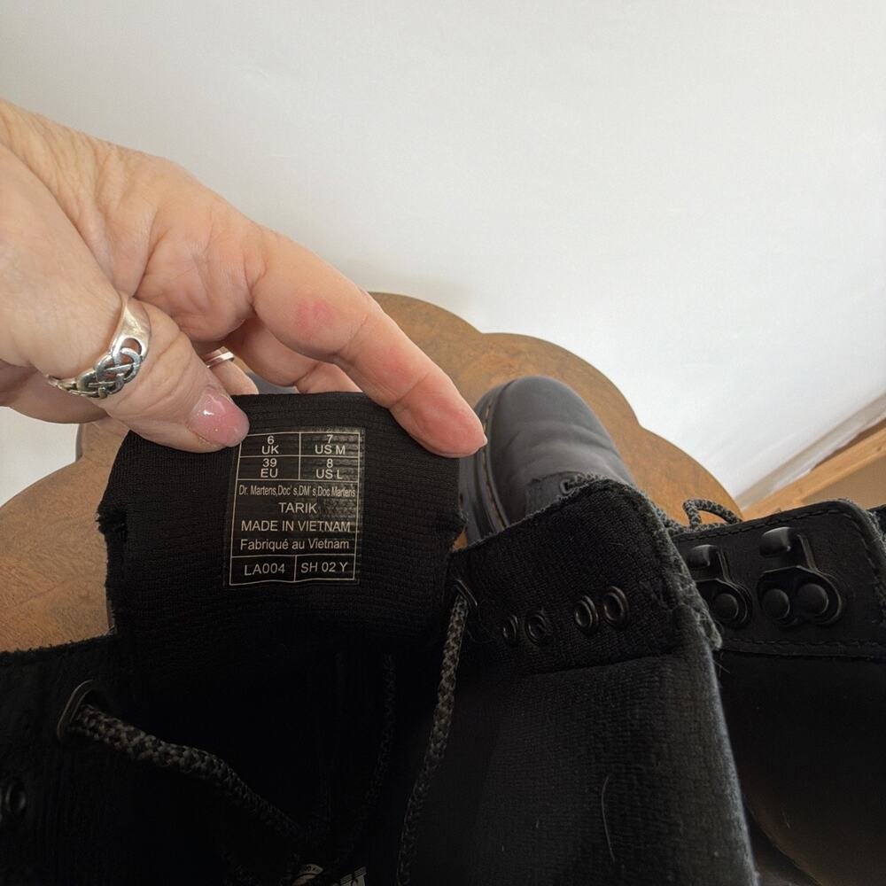 Dr. Martens Black Tarik Utility Boots Lace Up Speed Hooks Unisex Womens 8 Mens 7 - Picture 8 of 8